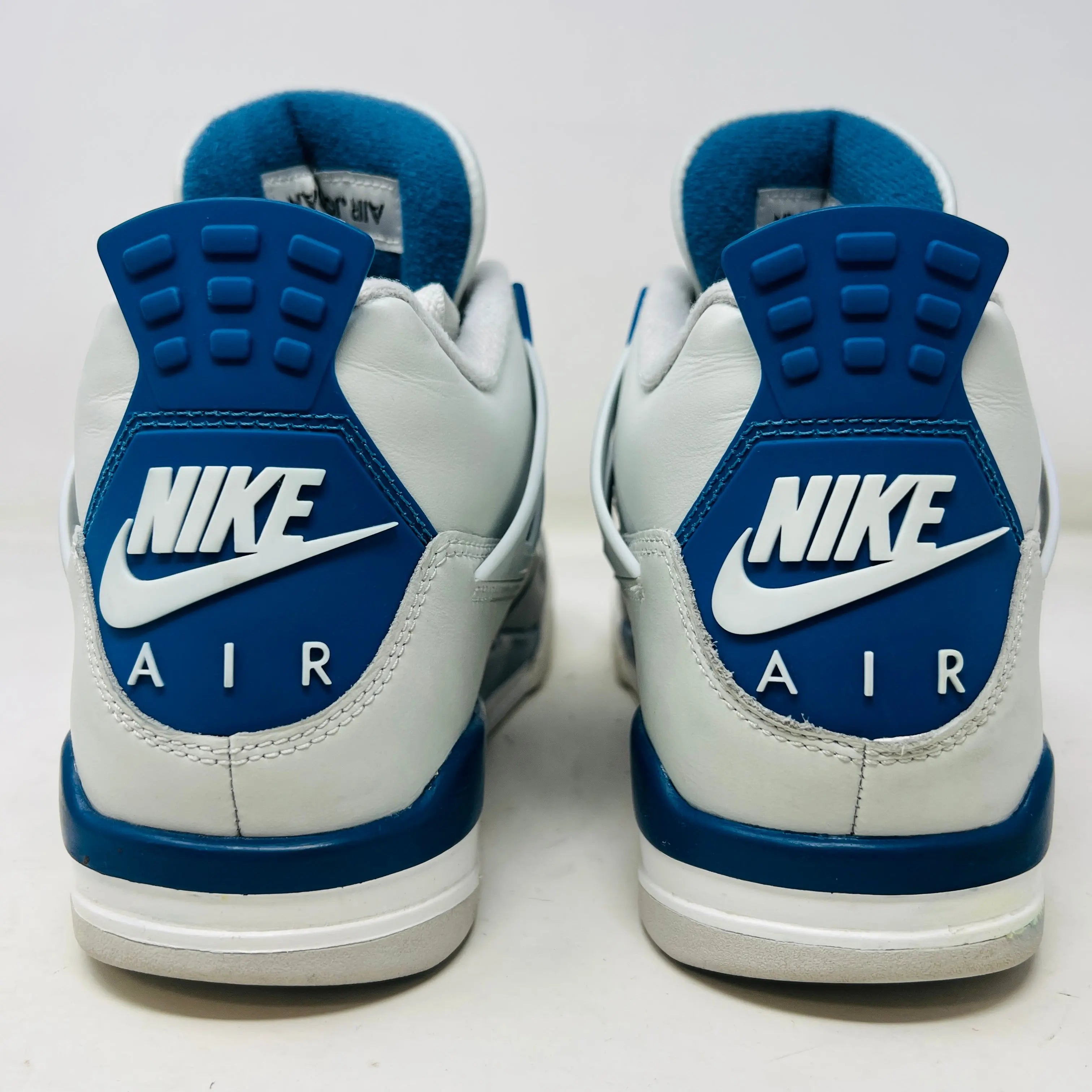 Jordan 4 Retro Military Blue (2024)