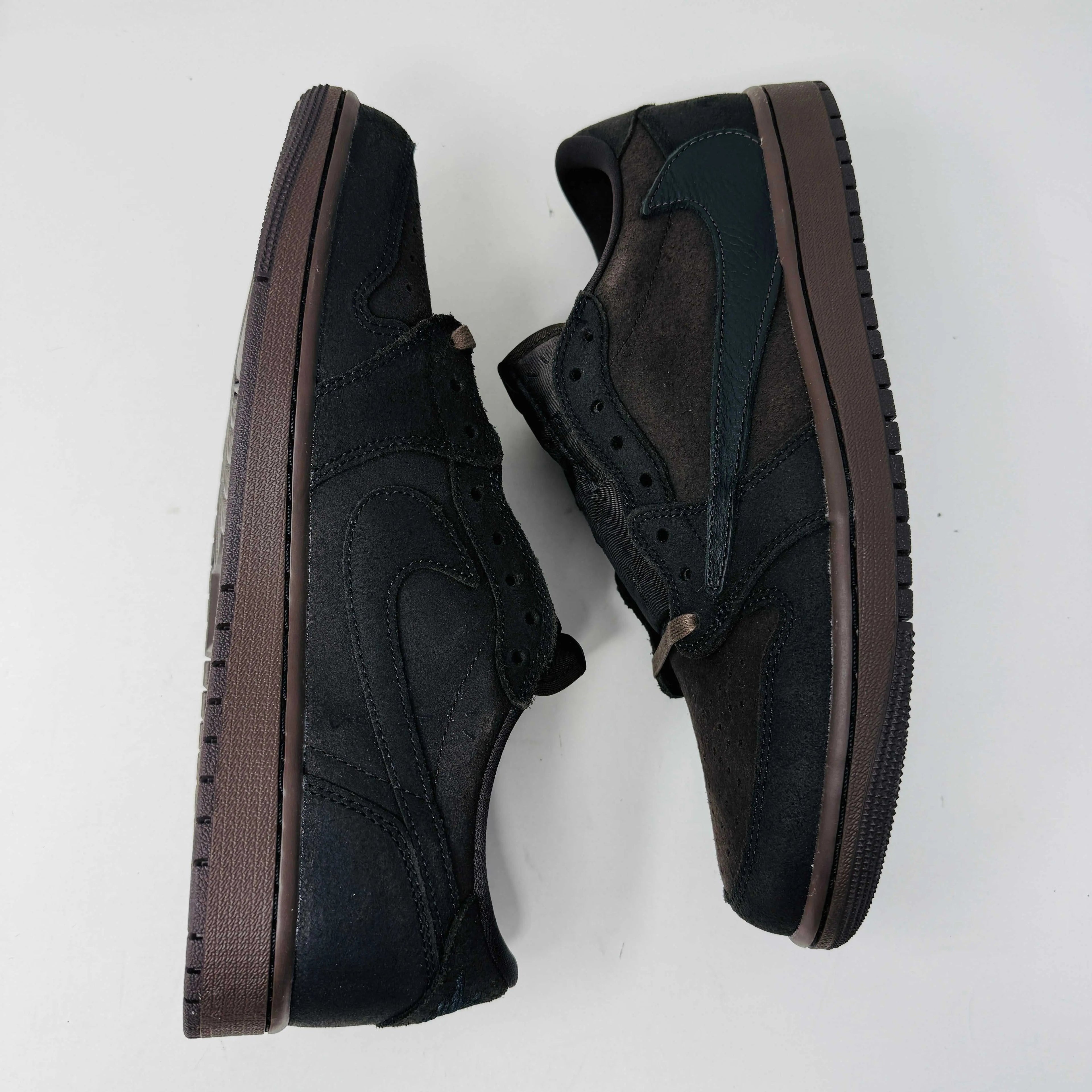 Jordan 1 Retro Low OG SP Travis Scott Velvet Brown