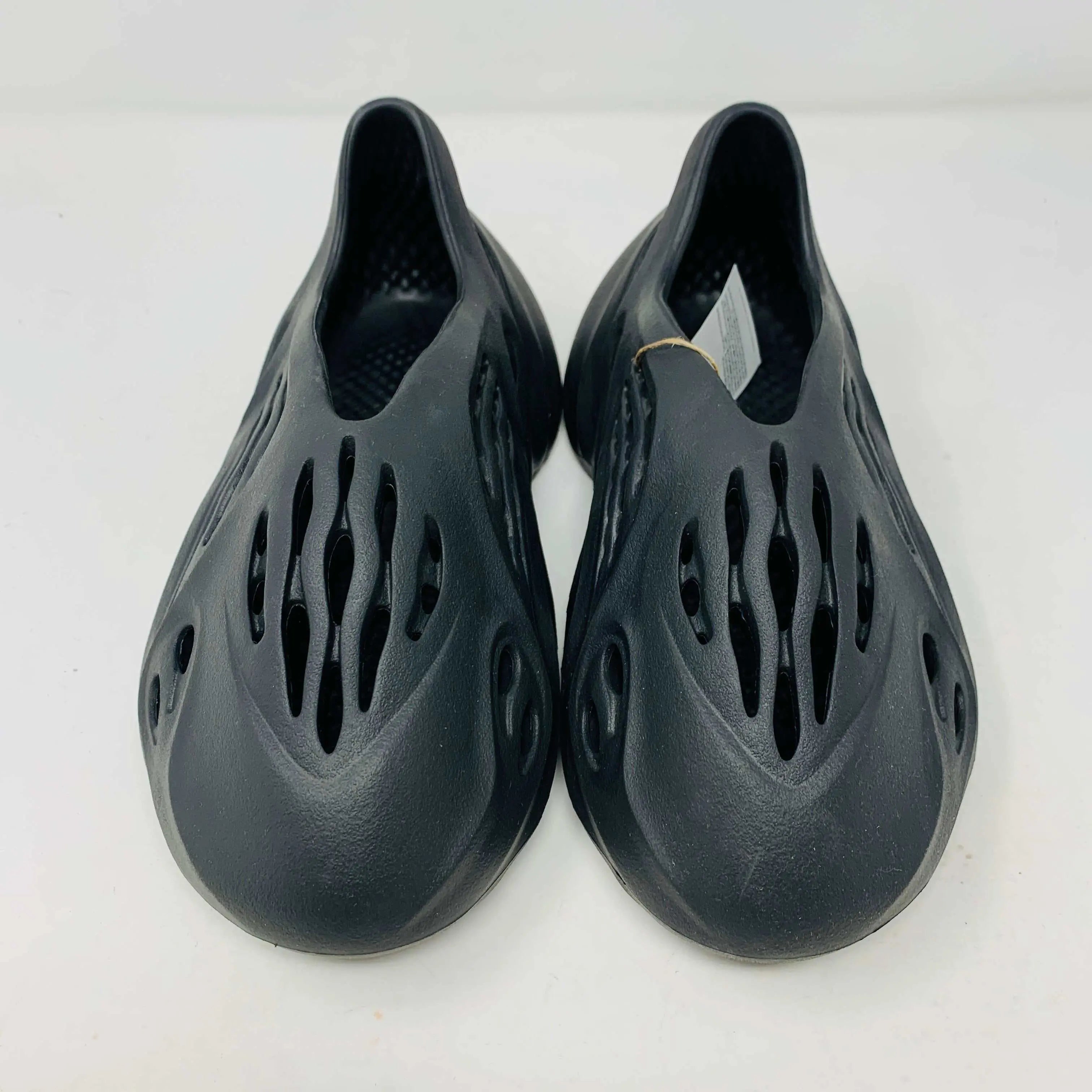 Yeezy Foam RNNR Onyx