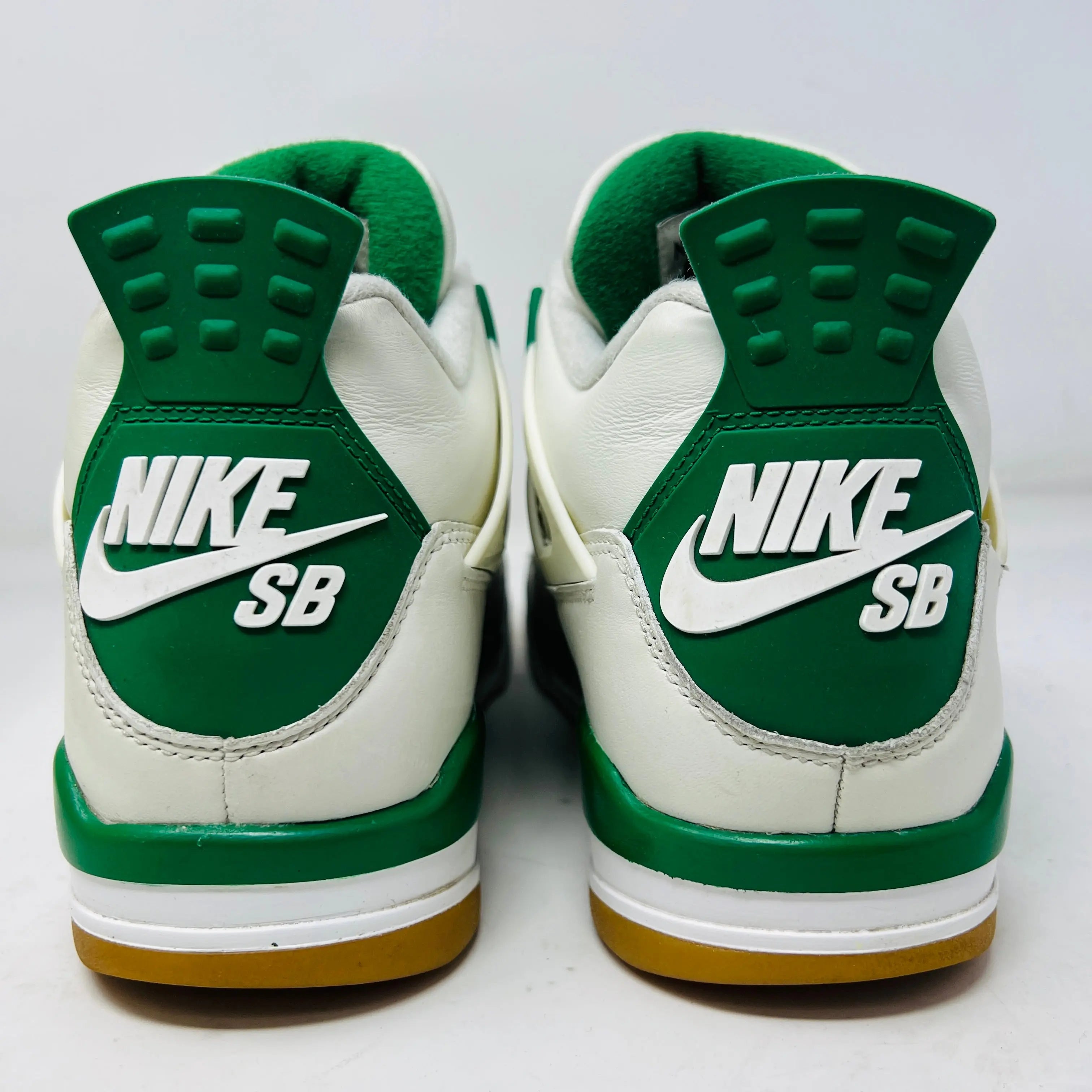 Jordan 4 Retro SB Pine Green