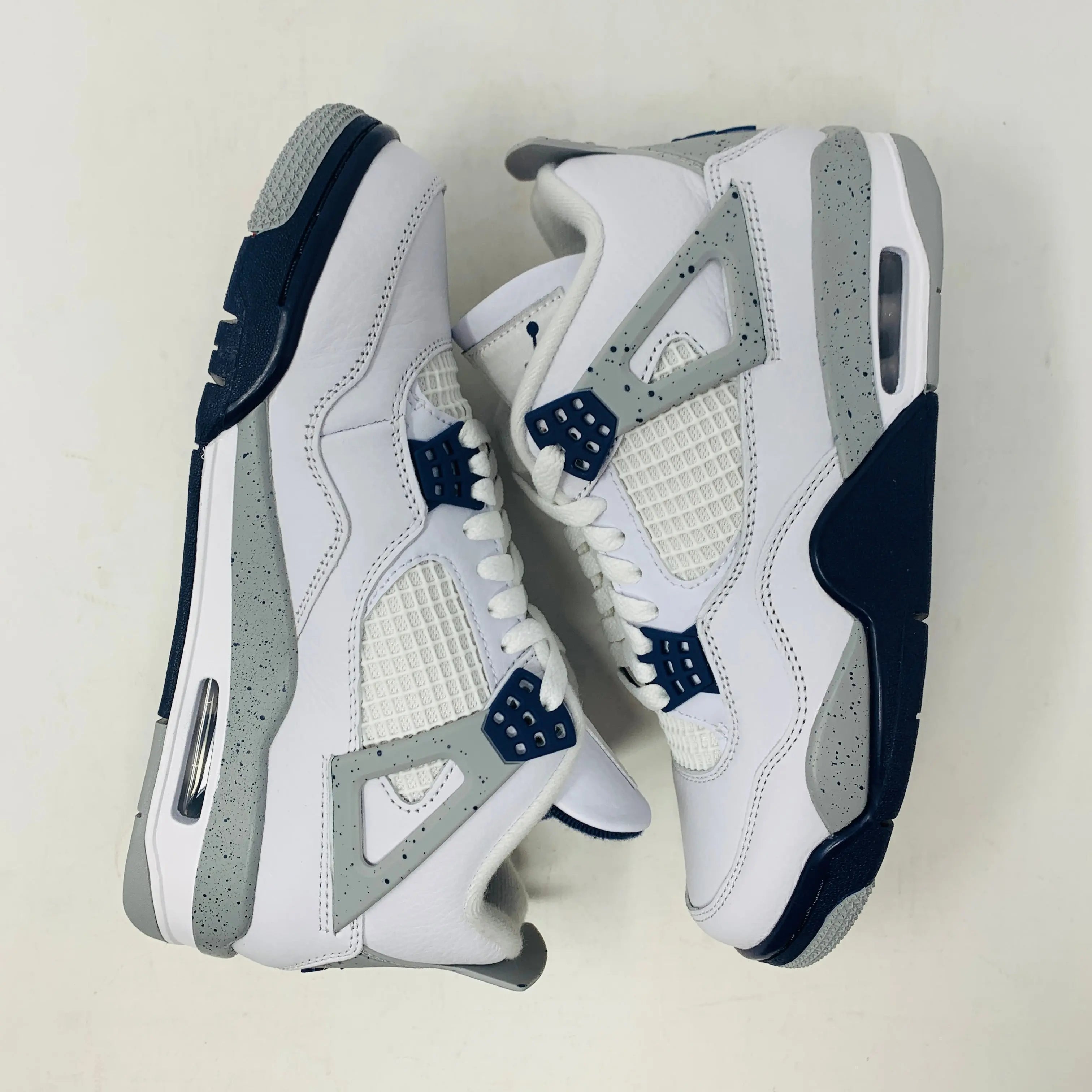 Jordan 4 Retro Midnight Navy