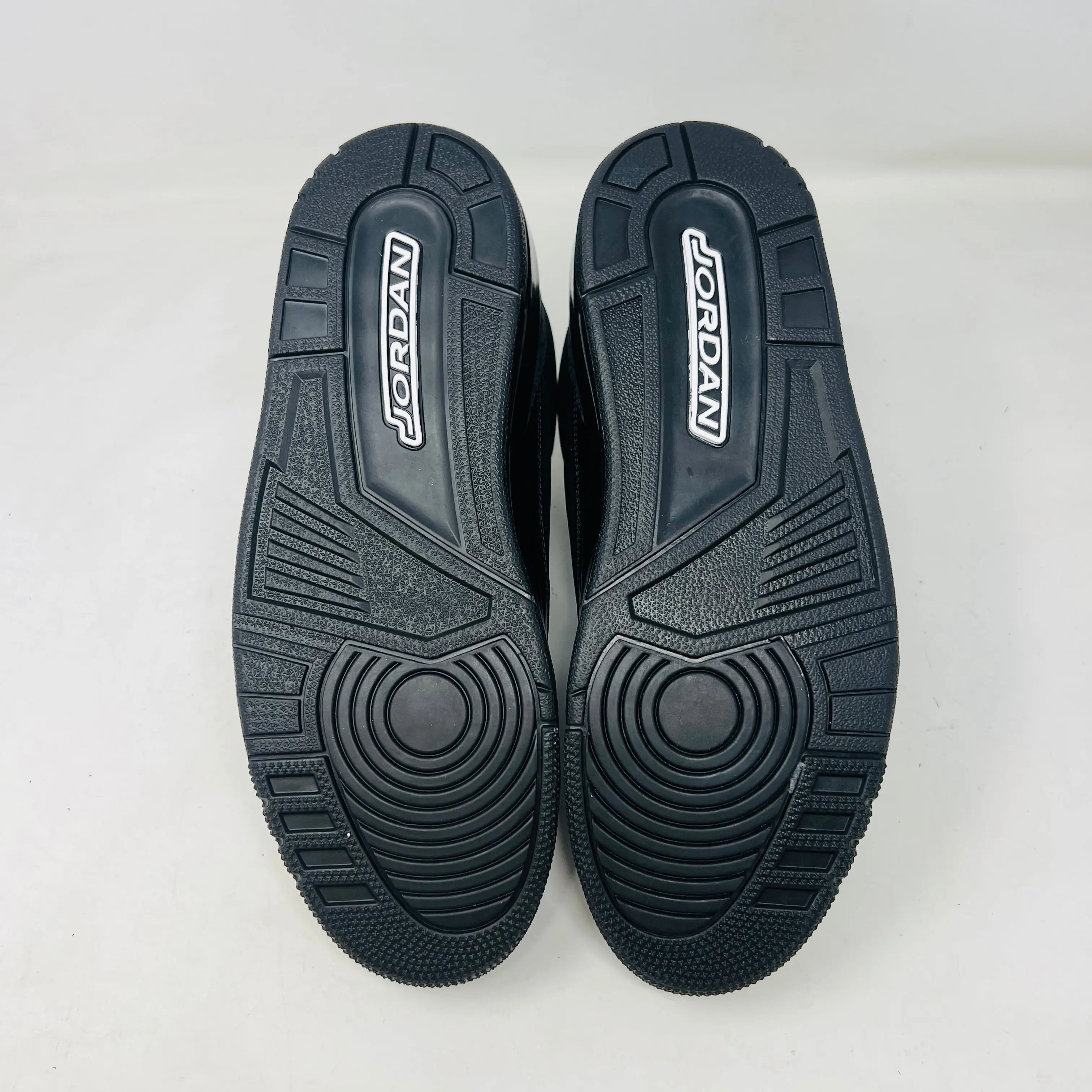 Jordan 3 Retro Black Cat (2025)