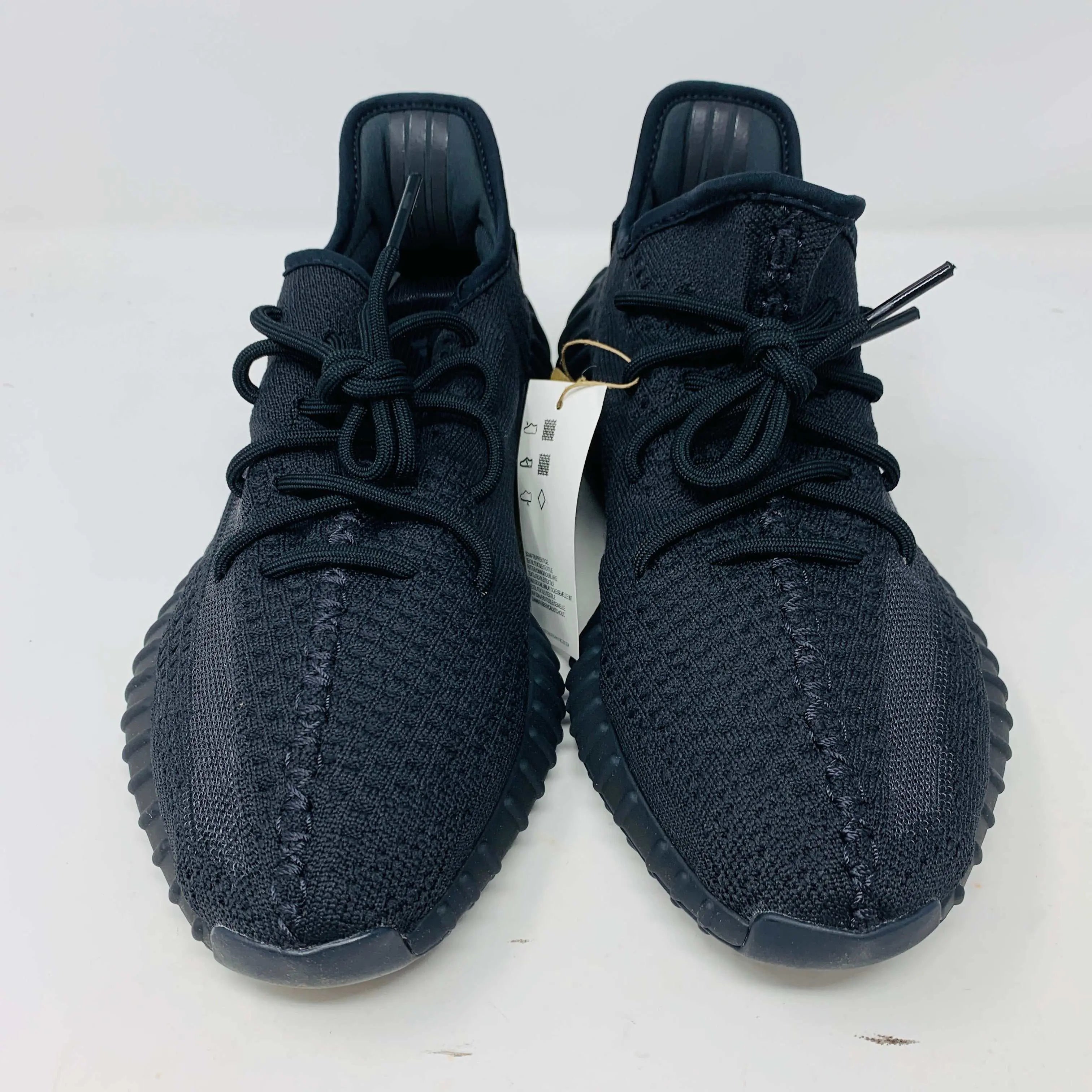 Yeezy 350 V2 Onyx