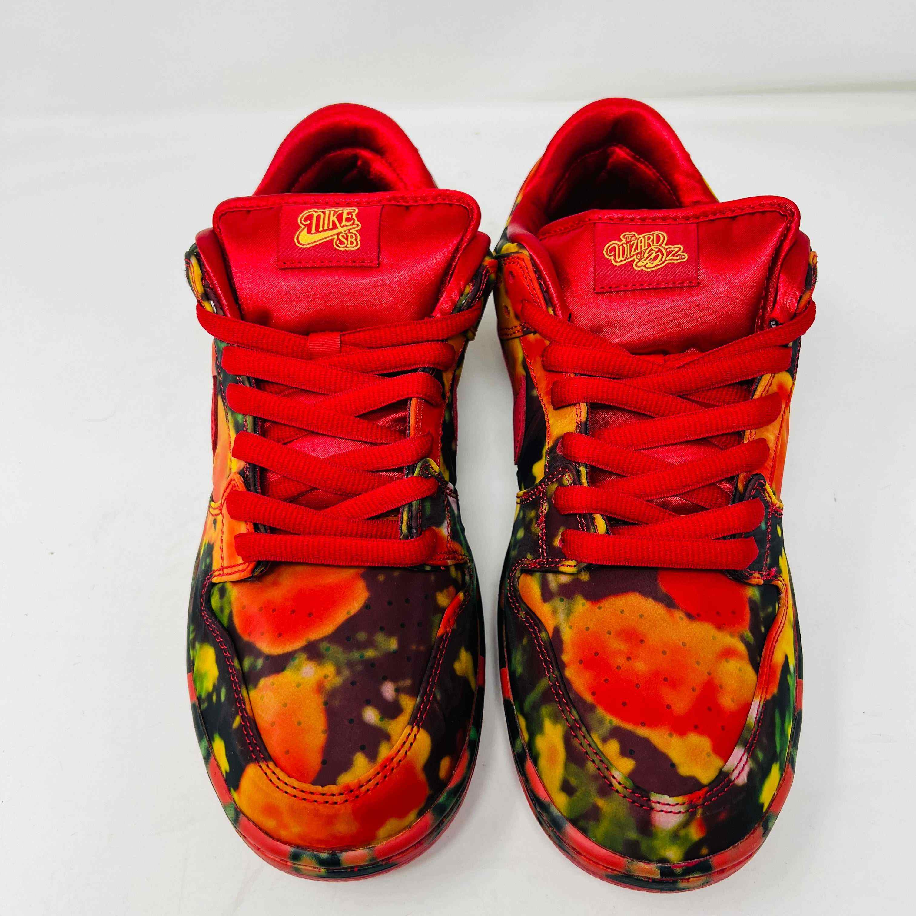 Nike SB Dunk Low The Wizard of Oz Poppy Field