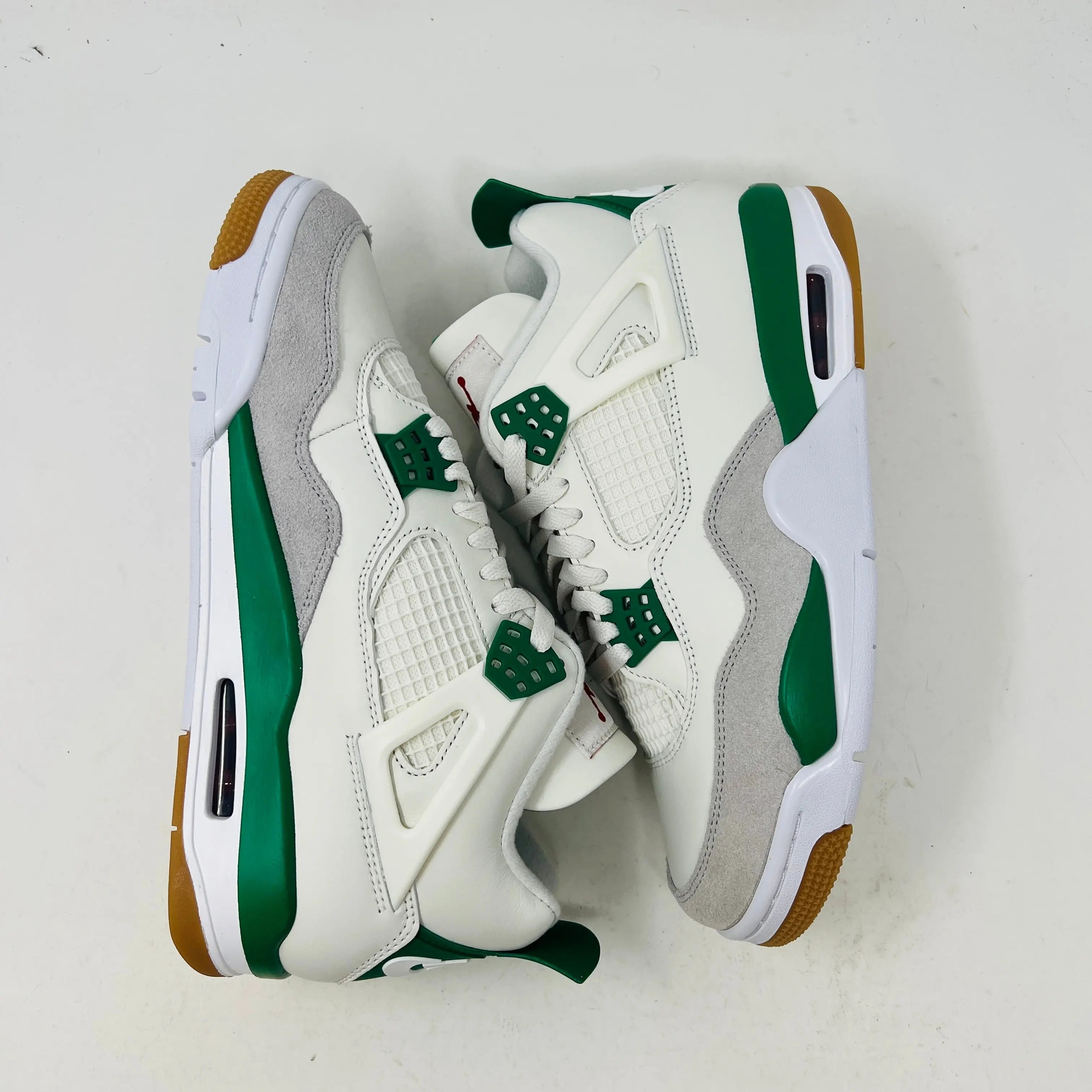 Jordan 4 SB Pine Green