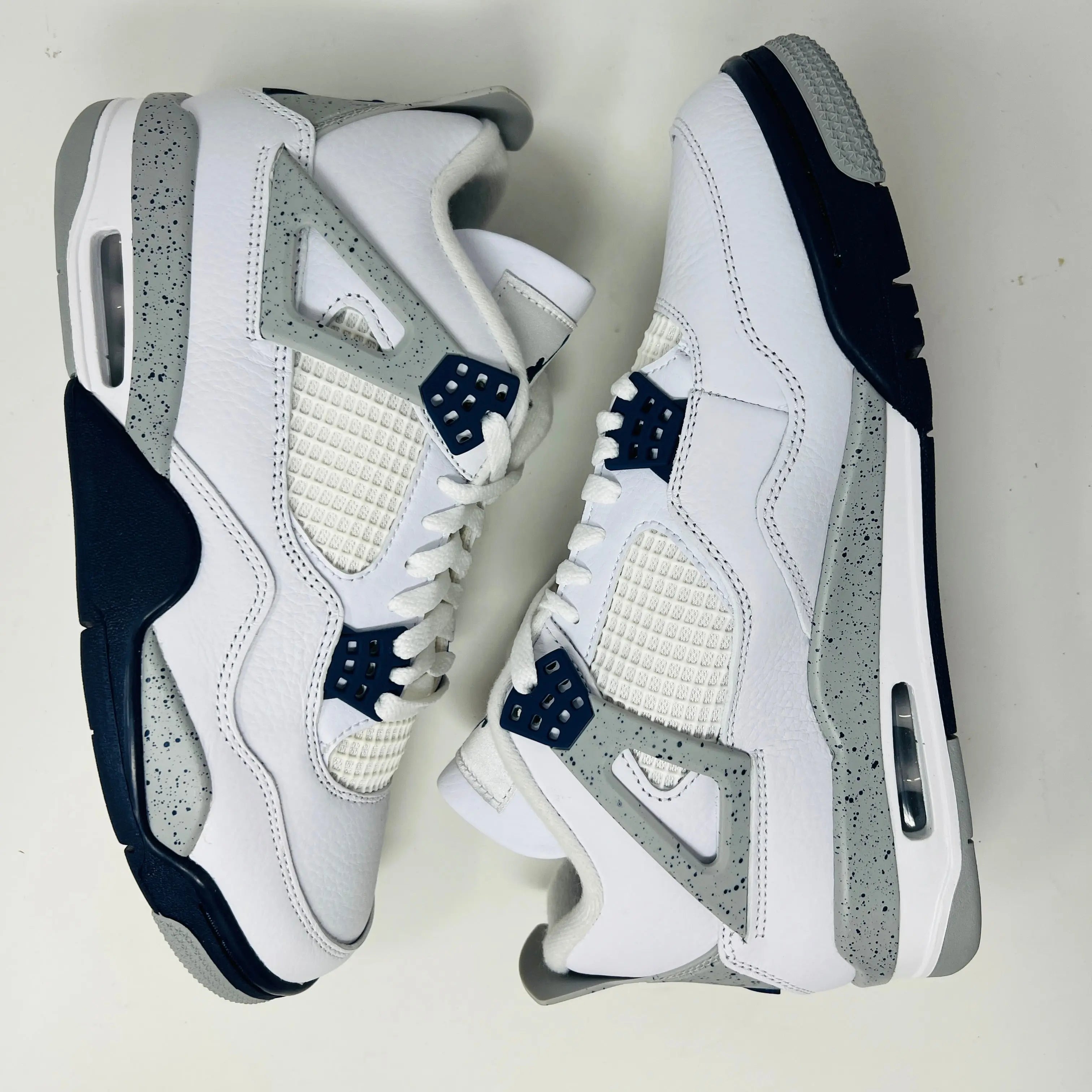 Jordan 4 Retro Midnight Navy